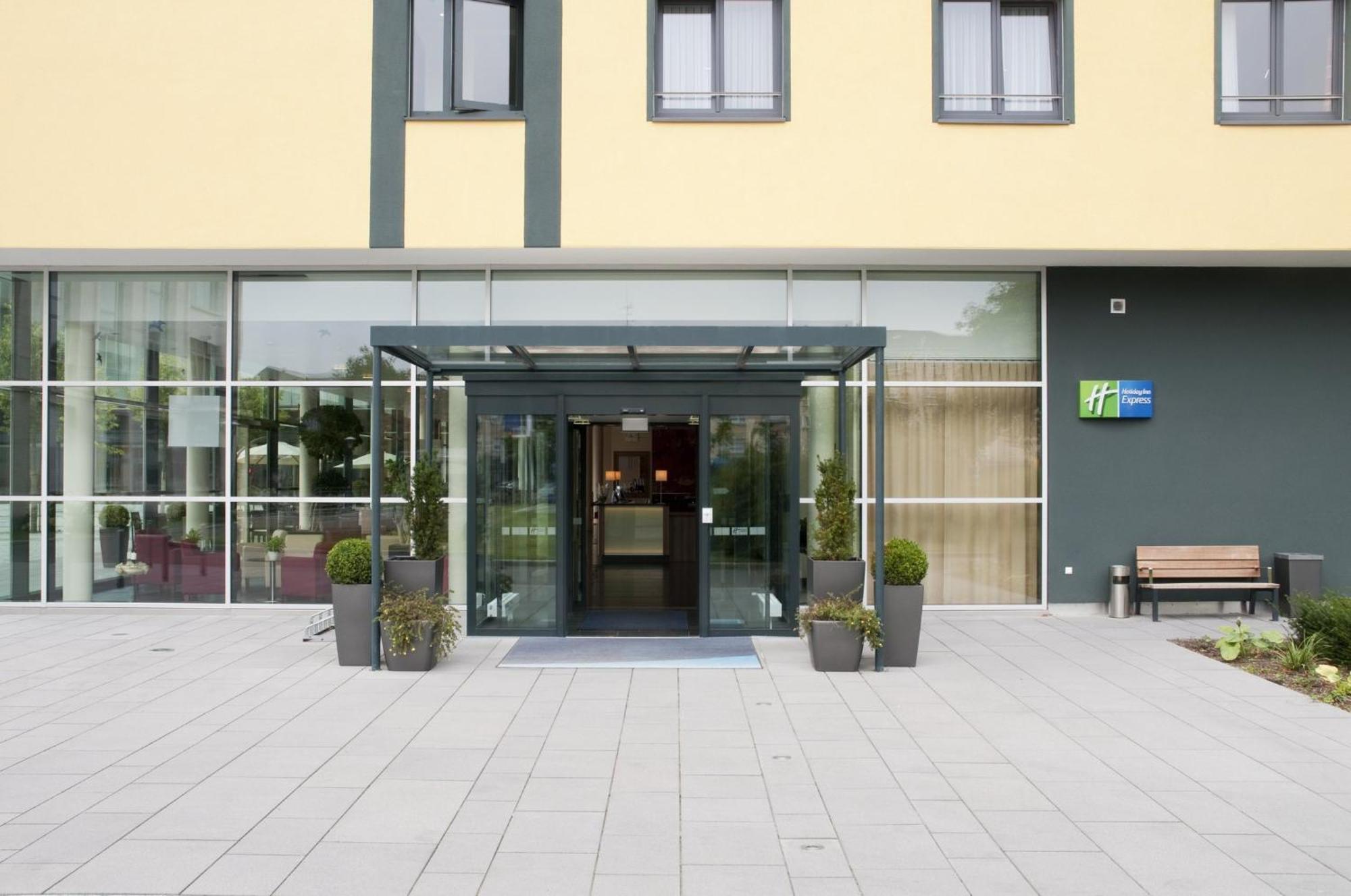 Holiday Inn Express Singen By Ihg Zewnętrze zdjęcie
